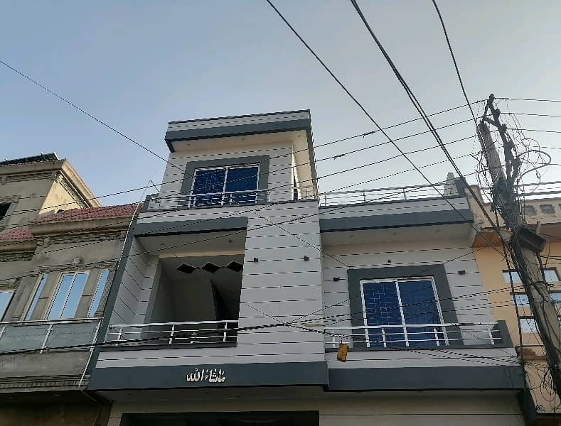 Perfect 5 Marla House In Johar Town Phase 2 - Block R For sale 1