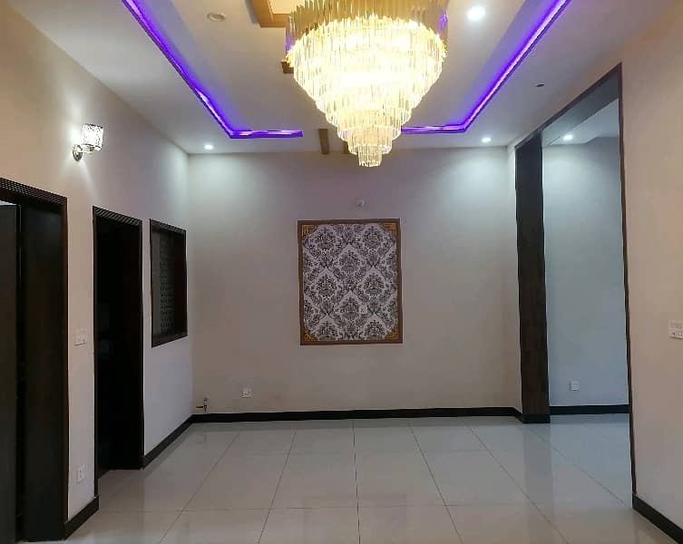 Perfect 5 Marla House In Johar Town Phase 2 - Block R For sale 4