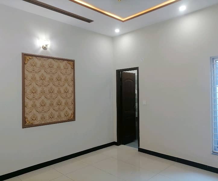 Perfect 5 Marla House In Johar Town Phase 2 - Block R For sale 5