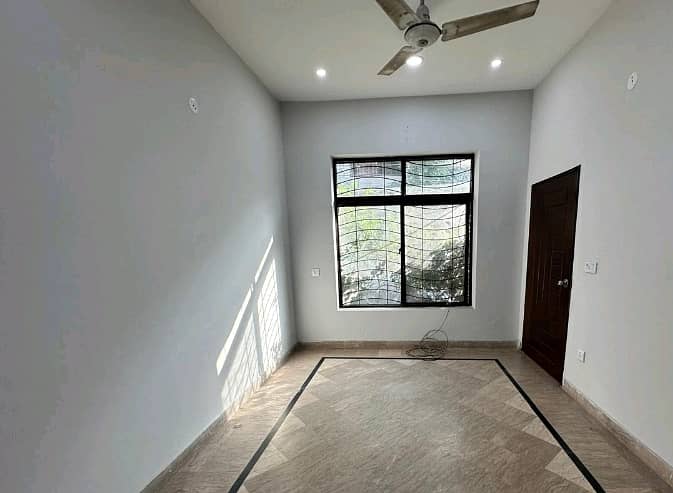 Lower Portion Available For rent In Johar Town Phase 2 - Block G4 0