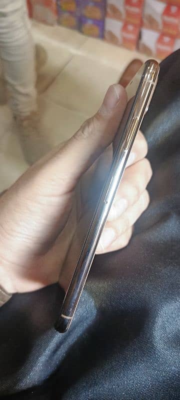 iphone xs max pta aprove 64gb disply me line ha 2