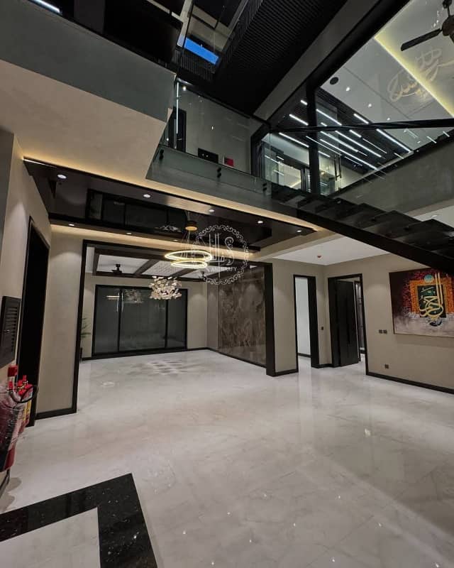 10 Marla Brand New Full Basement Luxury Lavish Modern Design House For Sale IN Dha Phase 5 Top Location 12