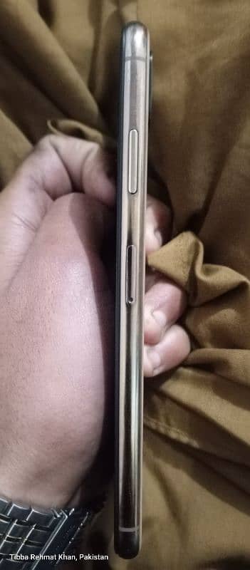 i phone xsmax for sale condition:Used  only Battery change 256Gb 1