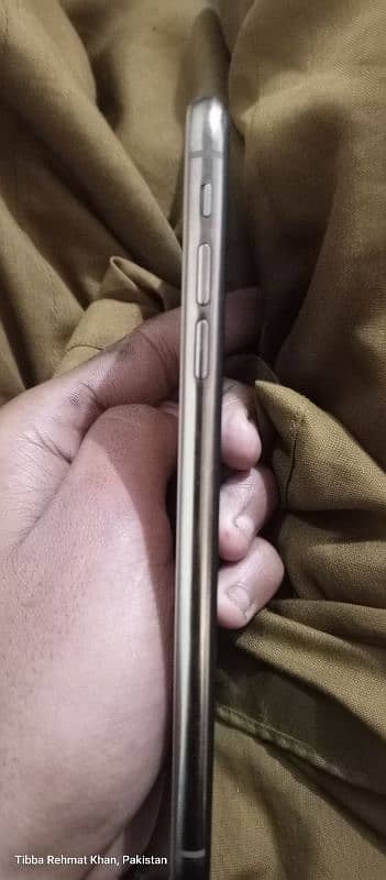 i phone xsmax for sale condition:Used  only Battery change 256Gb 3