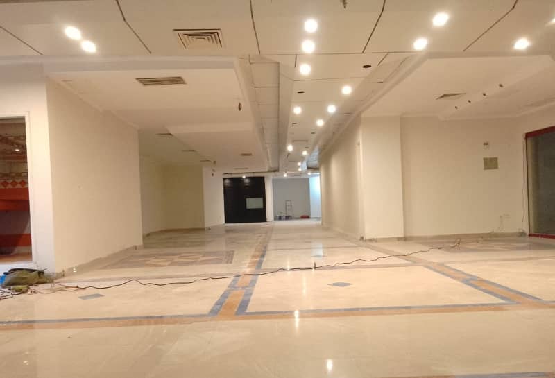 1300 Square Feet Brand New Corporation Office For Rent At Main Boulevard Gulberg 3 Lahore 7