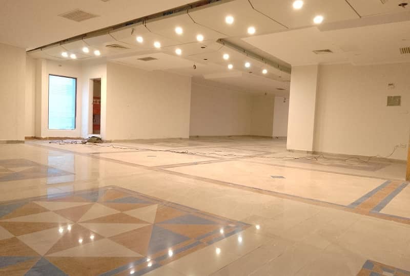 1300 Square Feet Brand New Corporation Office For Rent At Main Boulevard Gulberg 3 Lahore 9