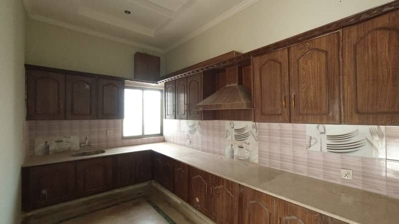 House For Rent In G15 Size 12 Marla Triple Storey With Basement Water Gas Electricity All Facilities Location Main Double Road Family Purpose &Amp; Commercial Purpose Available 16