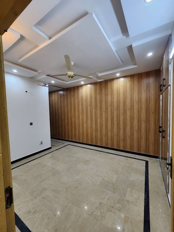 House For Sale In G15 Size 12 Marla (40*80) Double Story Near To Markaz Masjid Park Mini Market Best Location This House Is Very Reasonable Price More Ten Options Available Old & New House 5