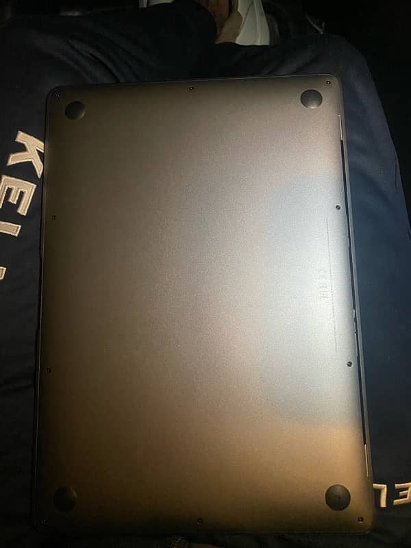 macbook air m1 4