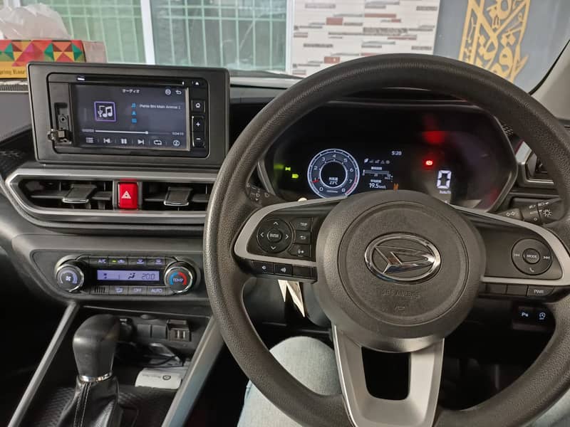 Daihatsu Rocky 2020 6