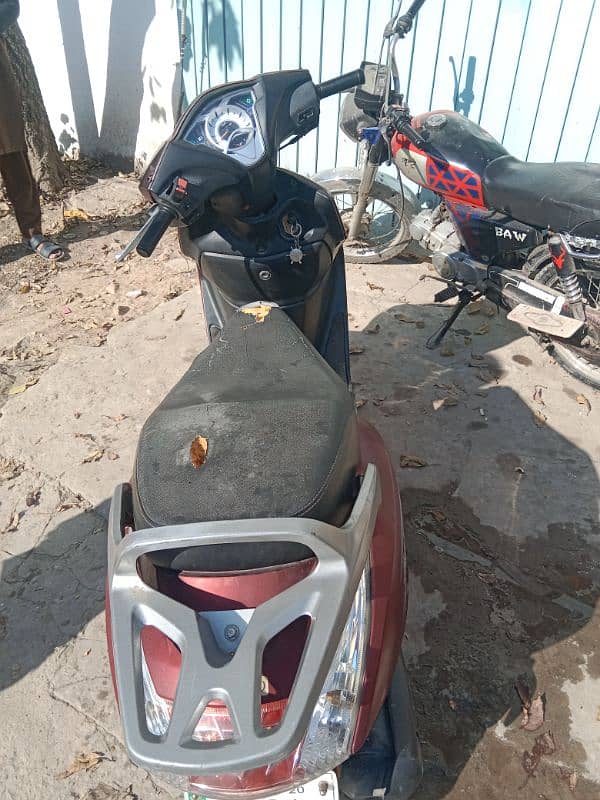 United scooty for sale 2