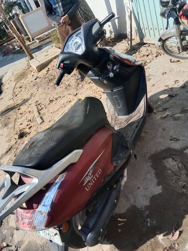 United scooty for sale 3