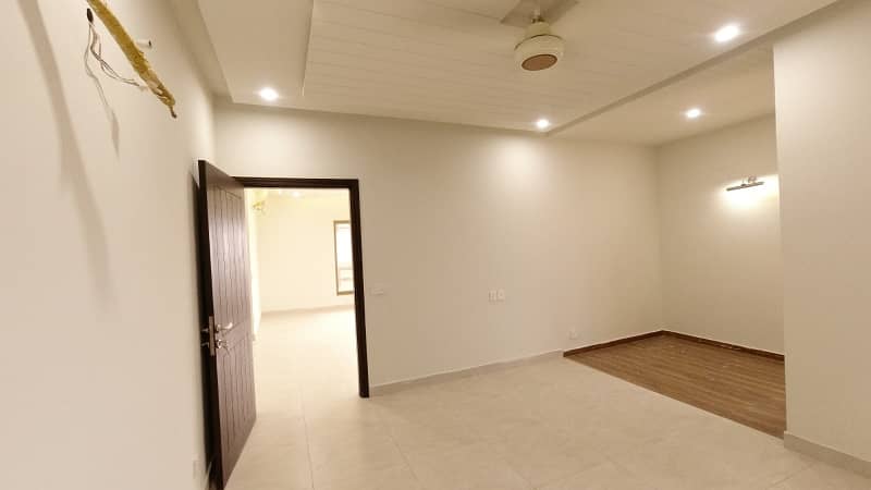 4 Bedrooms Duplex Apartment For Sale In Zarkon Heights G-15 Islamabad 20