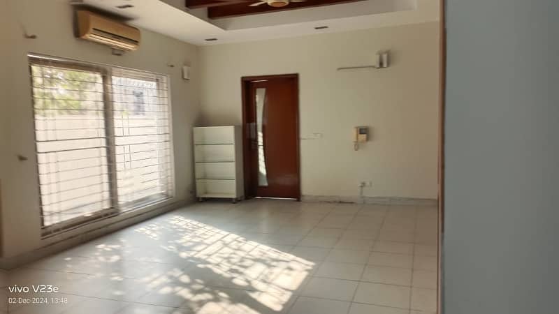 10 Marla Full House Is Available For Rent In Dha Phase 5 Near Jalal Sons 9