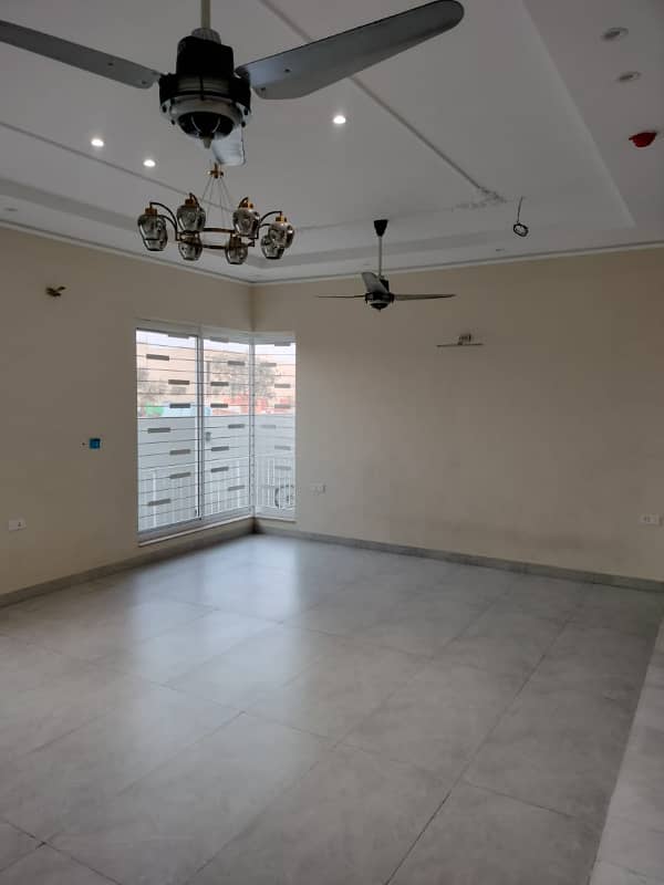 Full Basement 1 Kanal Brand New House For Sale Phase 7 U-Block 18