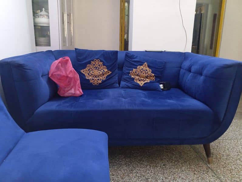 Blue velvet sofa, amazing quality, sofa, 2 seater 0