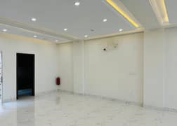 8 Marla Floor Available For Rent In DHA Phase 7