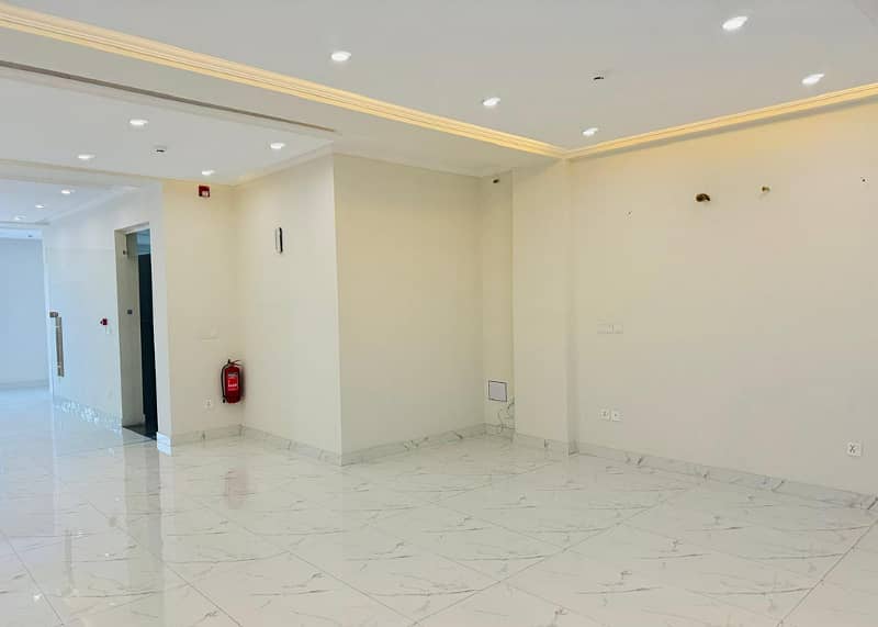 8 Marla Floor Available For Rent In DHA Phase 7 4