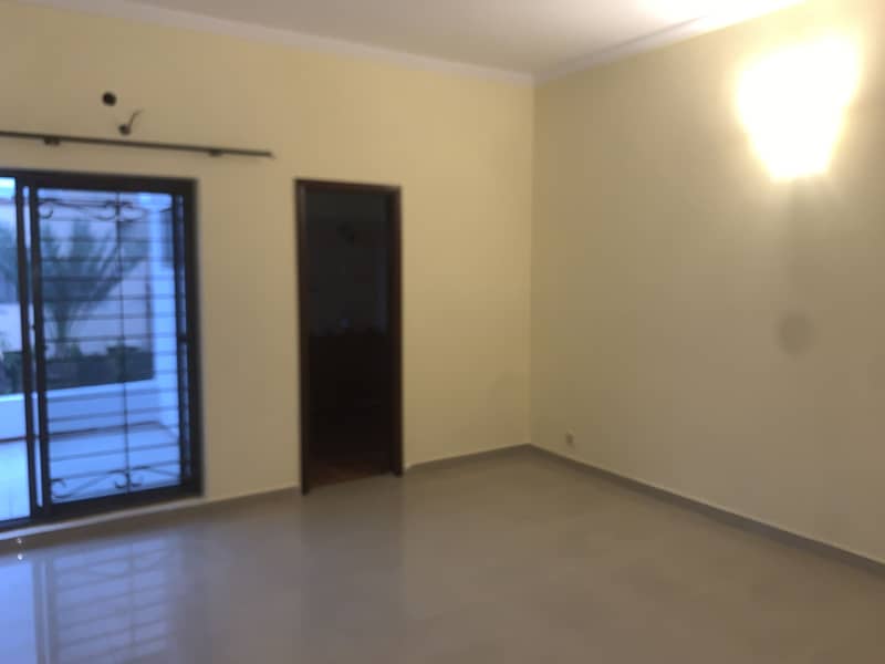 Dha Phase 8 New 10 Marla House For Rent 10