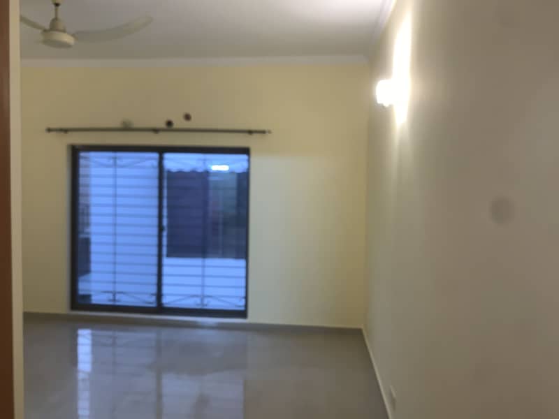 Dha phase ex Park view 10 Marla house for rent 8