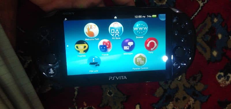 PS Vita 2000 model slim addition non jewelbreak 0