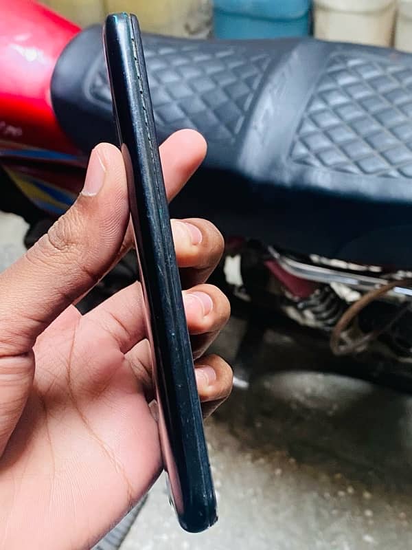 itel a25 pro 4