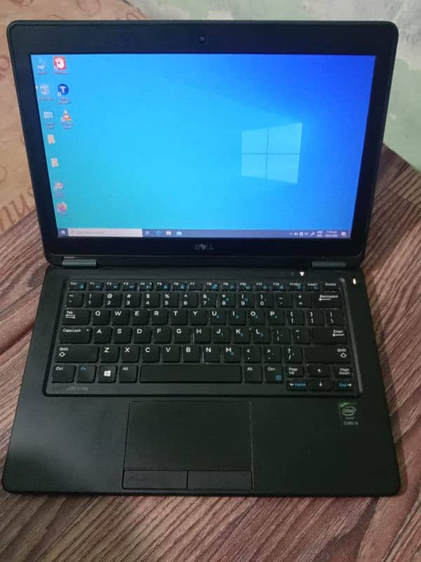 Dell latitude e7250 4