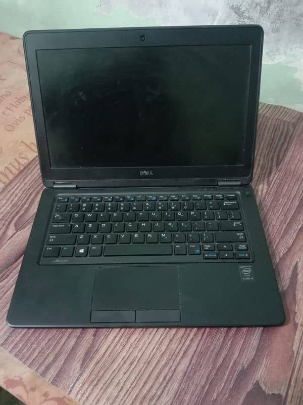 Dell latitude e7250 5