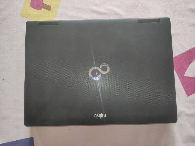 Fujitsu Laptop 4GB RAM + 150 GB SSD Only in 25000 price is negotiable! 0