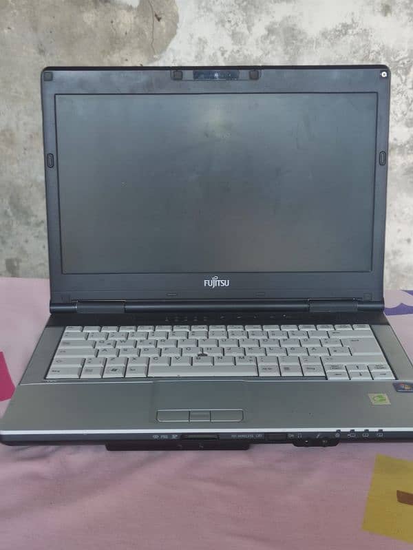 Fujitsu Laptop 4GB RAM + 150 GB SSD Only in 25000 price is negotiable! 1