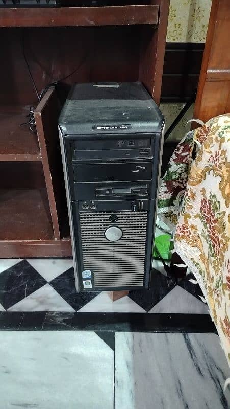 PC for sale 4gb 320gb 1