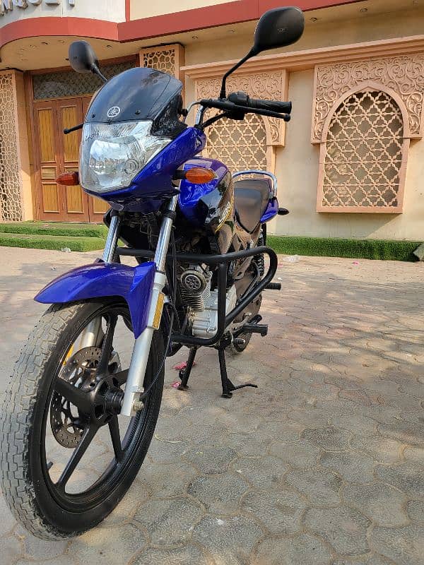 Yamaha YBR-125_Model-2021_ Hyderabad Registerd 1st owner 5