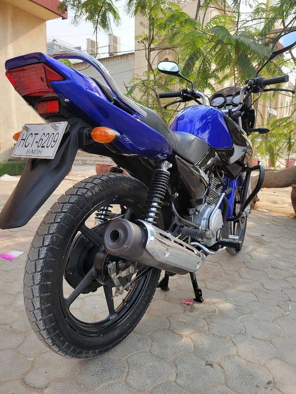 Yamaha YBR-125_Model-2021_ Hyderabad Registerd 1st owner 6