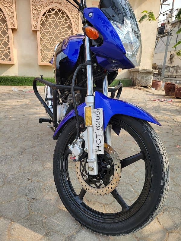 Yamaha YBR-125_Model-2021_ Hyderabad Registerd 1st owner 9