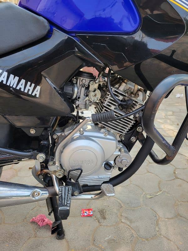 Yamaha YBR-125_Model-2021_ Hyderabad Registerd 1st owner 12