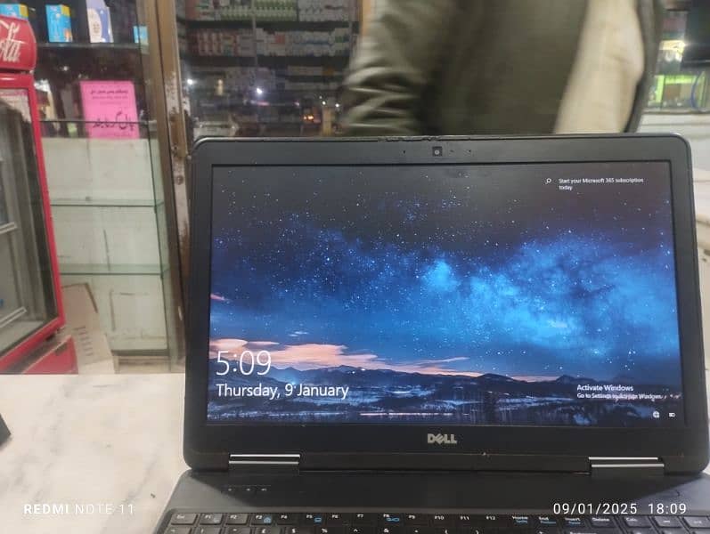 Dell Laptop 0