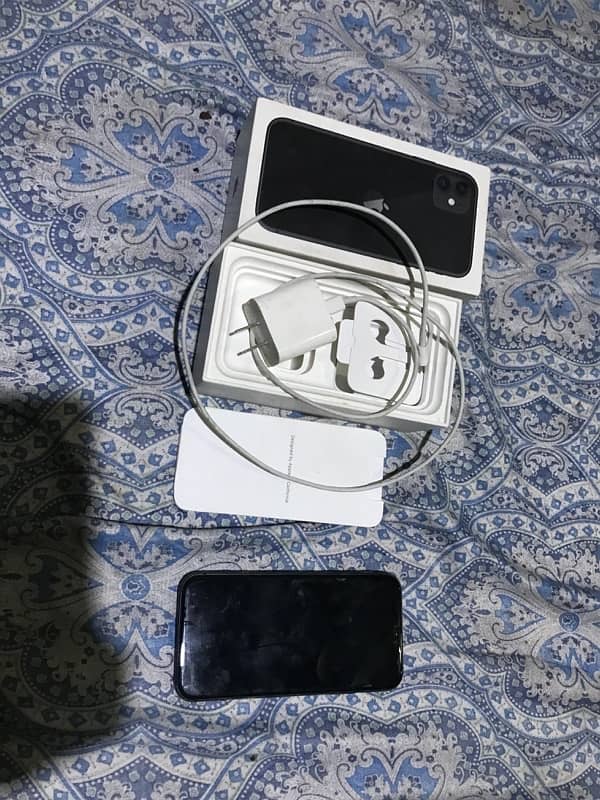 iPhone 11 with box and original charger 3