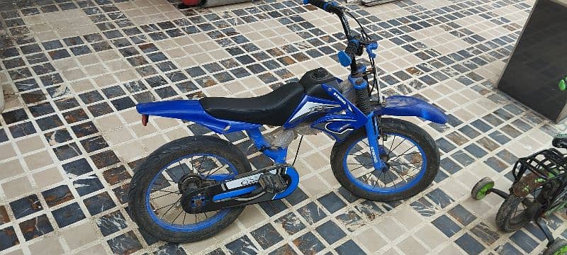 2 Kids cycle brand new condition 1