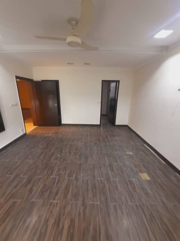 1 Kanal Upper Portion Is Available For Rent In Dha Phase 1 Near National Hospital 6