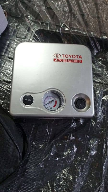 Toyota Double Function 12 Volt Portable Electric Car Air Pump 17