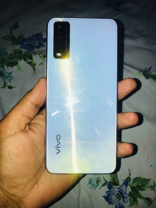 vivo y20.4GB Ram and 64Gb Rom . WhatsApp number 03287366968 0