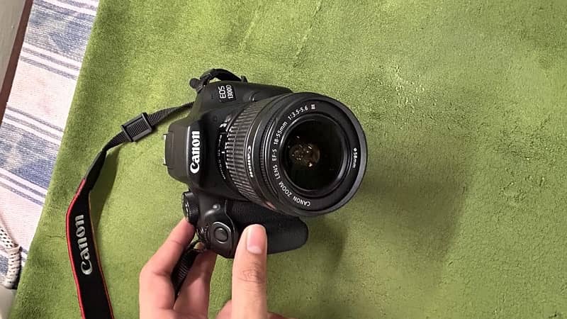 Canon EOS 1300D with 18-55 mm Lens 4