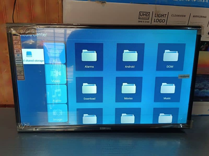 Android LCD NU22000 Ultra HD 4