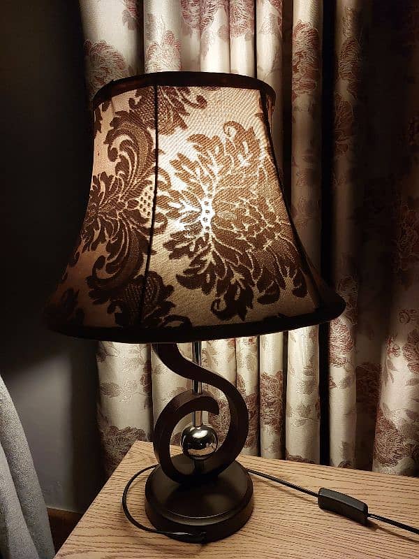 side table lamp 0