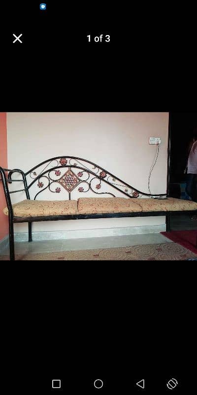 3 seater sethi for sale. Urgent Selling 2