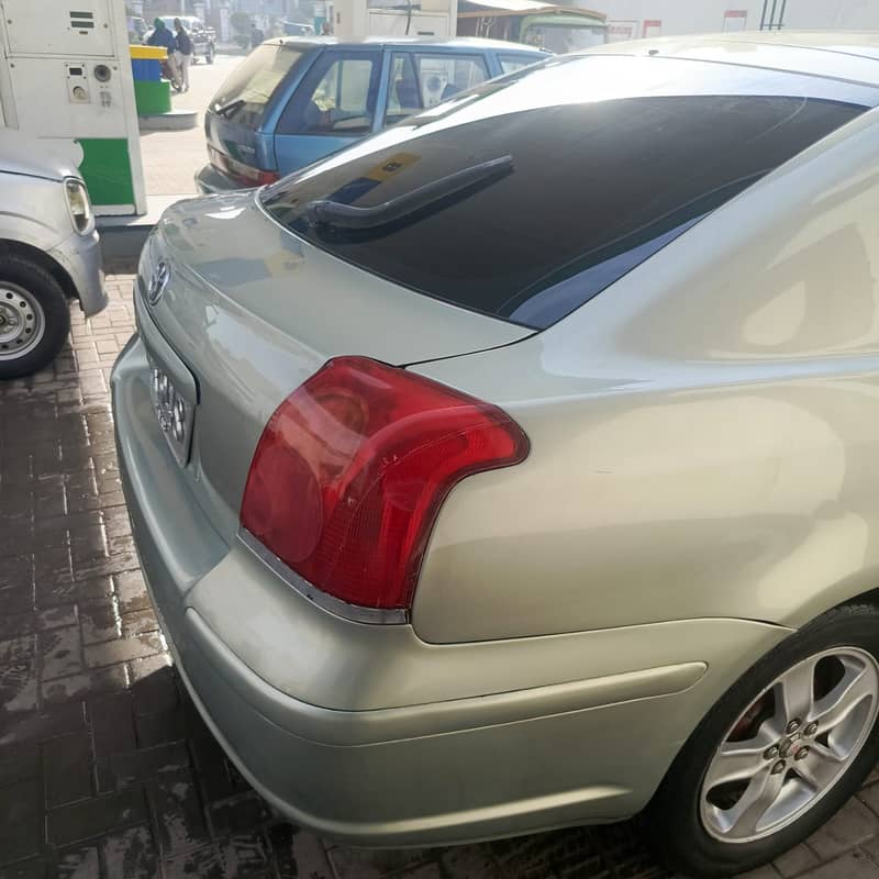 Toyota Avensis 2005 6