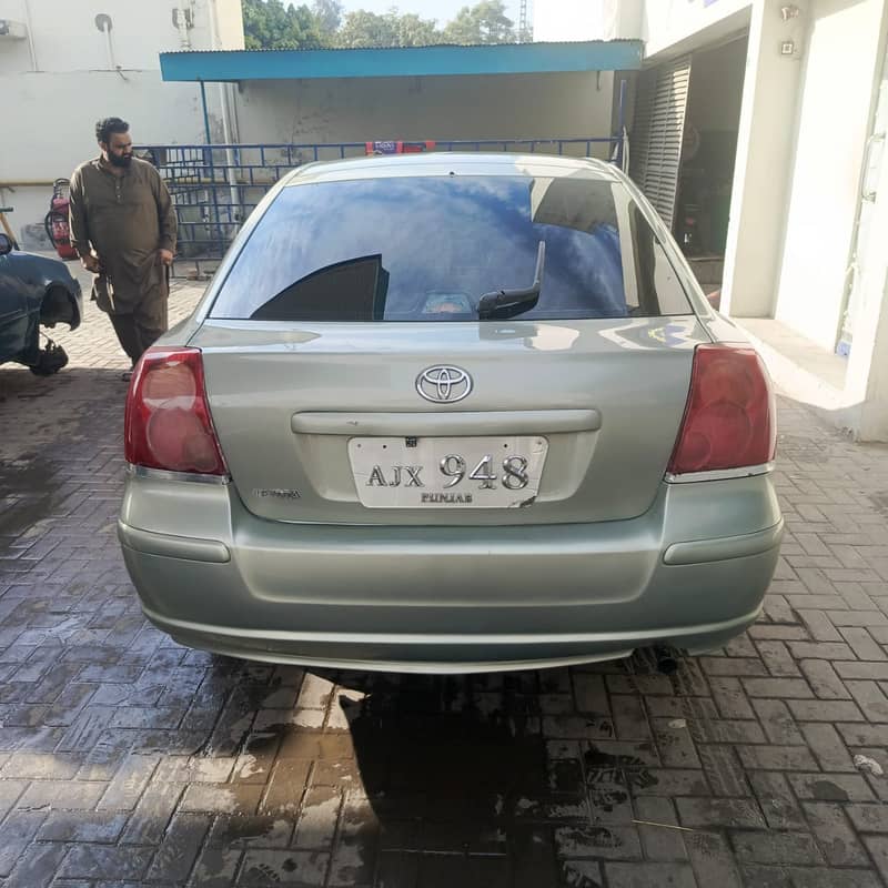 Toyota Avensis 2005 7