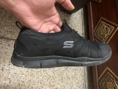 Skechers