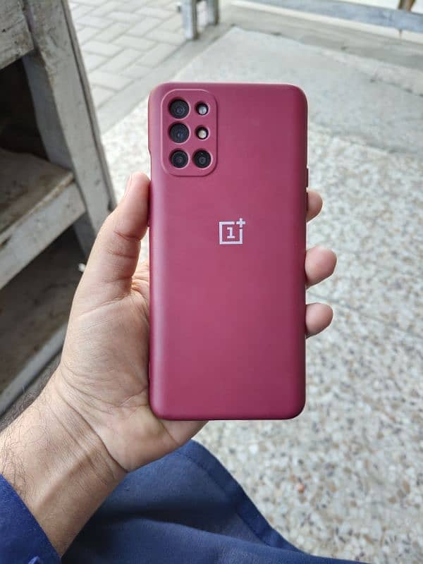 one plus 8t 1