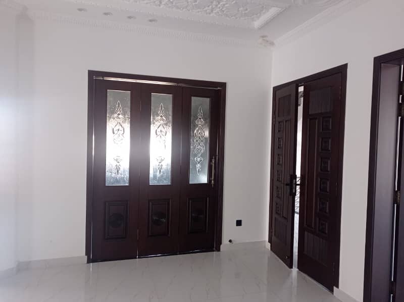 10 MARLA UPPER PORTION HOUSE FOR RENT LDA APPROVED IN G-5 BLOCK PHASE 4 BAHRIA ORCHARD LAHORE 9